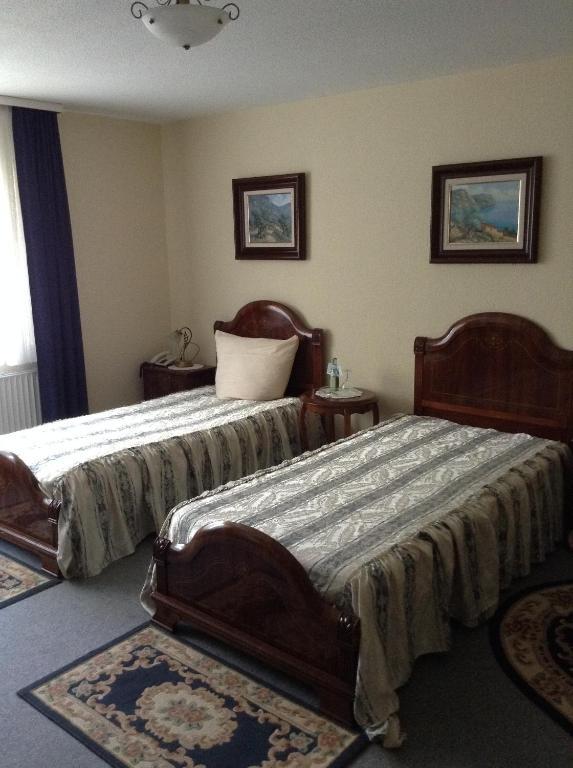 Hotel Zum Stresemann غوتنغن الغرفة الصورة
